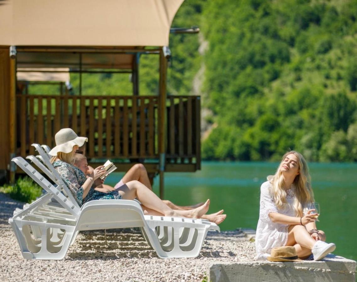 Glamping Bagrem Hotel Jablanica Bagian luar foto